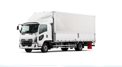 UDトラックス、群馬部品センターで倉庫屋根・外壁へ遮熱塗装 | UD Trucks